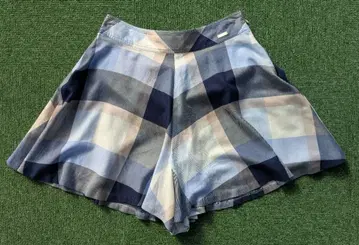 BLUE LABEL CRESTBRIDGE 체크 무늬 플레어 숏팬츠