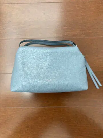 잔니 키아리니 숄더백