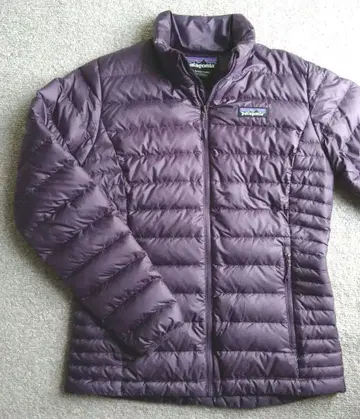배송비 포함 클리닝 완료 파타고니아 여성용 다운 스웨터 레귤러 XS