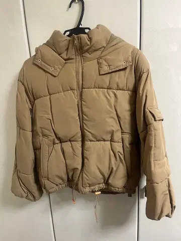 fifth 피프스 베이지 충전솜 숏 다운 코드 M