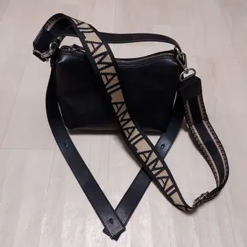 2024 구매 AMAIL 블랙 숄더백