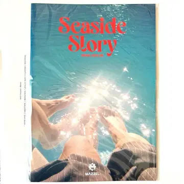 MAZZEL ZINE Seaside Story