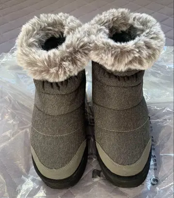 [ 새상품급 ] BEAR PAW 어그 부츠 스노우 부츠 여성용 24cm