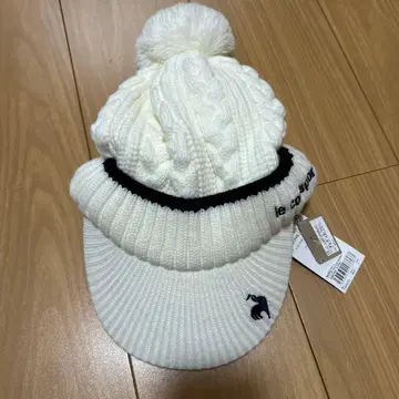 르꼬끄 화이트 니트 모자 폼폼 포함 F 사이즈