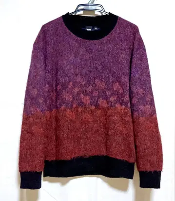 새상품급 BOSS 휴고보스 모노그램 자카드 릴랙스핏 스웨터