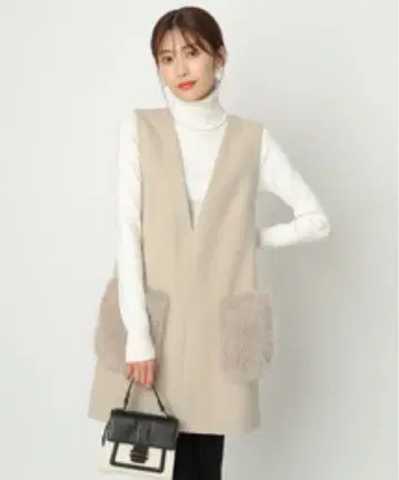 아푸와이저 리셰 2way 포켓 퍼 점퍼 스커트 그레이지