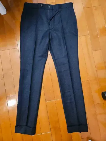 온워드 카시야마 오더 팬츠 네이비 플리츠 슬랙스