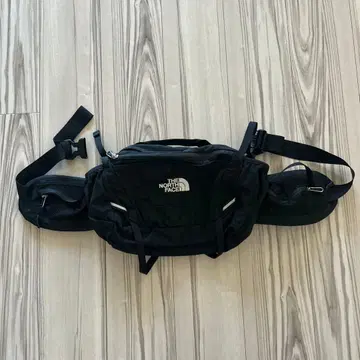 THE NORTH FACE 바디백 블랙