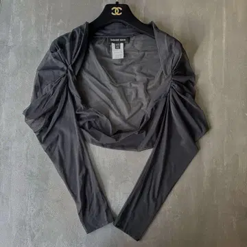 TADASHI SHOJI 쉬폰 그레이 드레이프 가디건