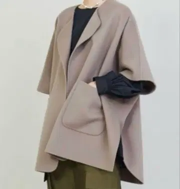 새상품급 프리미어 아롱디스망 더블 비버 코트 정가 62,700