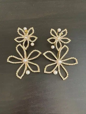 크리스탈 바우어풍 귀걸이 골드