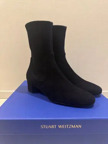 STUART WEITZMAN 블랙 부츠 수납 봉투 포함