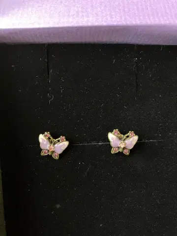 안나수이 나비 디자인 귀걸이