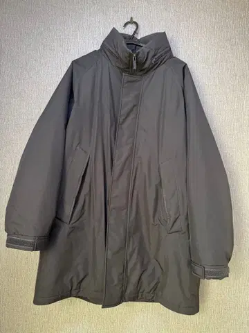 유니클로 방풍 패딩 코트 M 사이즈 블랙