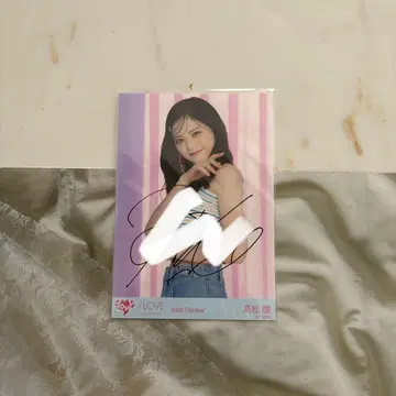 타카마츠 히토미 이코럽 beselfish 비셀 mv 의상 친필