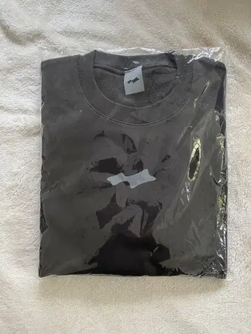 SHYLRK Tokyo 한정판 크루넥