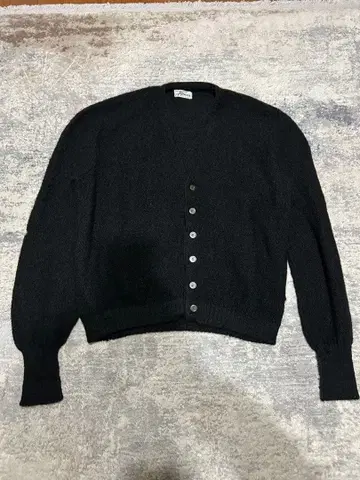 알파카 울 블랙 가디건