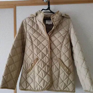 BEAMS HEART 퀼팅 자켓 M 사이즈 베이지