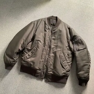 유니클로 MA-1 플라이트 자켓