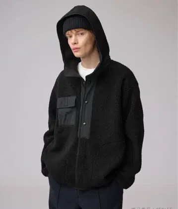 GU 엔지니어드 가먼츠 보아 플리스 스냅 후드티 L 블랙