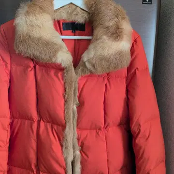 오렌지 퍼 옷깃 다운 자켓