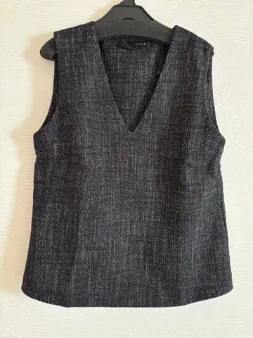 [ 미사용 새상품 ] ZARA 베스트 S 사이즈