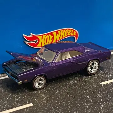 핫휠 '69 닷지 차저 울트라 핫 퍼플