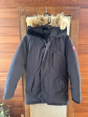 Canada goose 재스퍼 다운 자켓 블랙 퍼 포함 XS