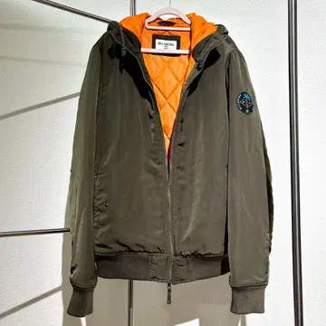 BILLABONG 후드 부착 MA-1 자켓