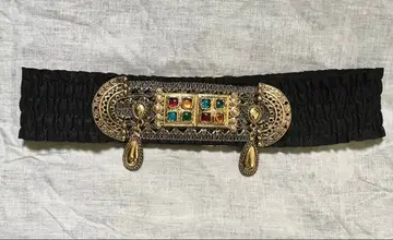 밴딩 벨트 고져스 모티브