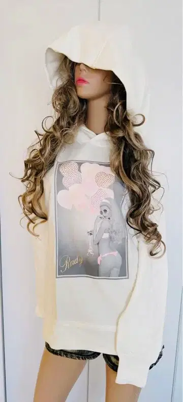 새상품 Rady 후드 부착 트레이닝복 후드티 스톤 부착