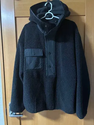 GU ENGINEERED GARMENTS 보아 플리스 스냅 후드티 M