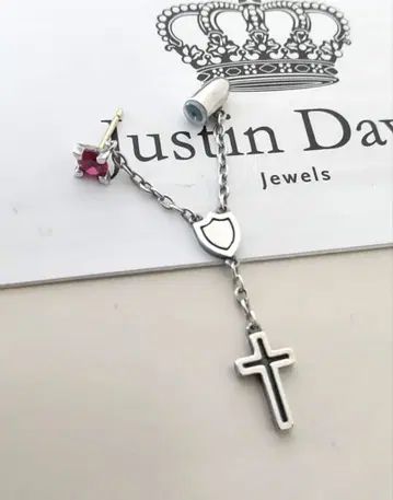 저스틴 데이비스 귀걸이