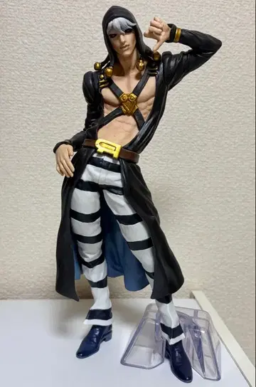 죠죠의 기묘한 모험 피규어 리조또