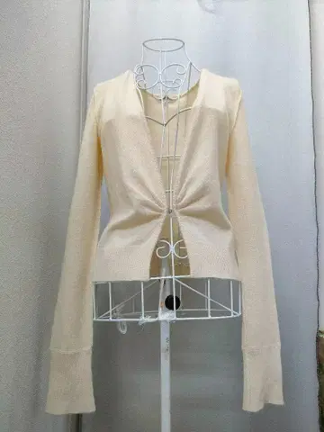 폭시 베이지 캐시미어 가디건