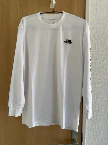 THE NORTH FACE 화이트 긴팔 셔츠