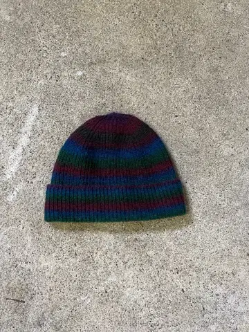 멀티 컬러 리브 니트 모자