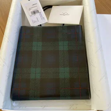 UNKNOWN PRODUCTS 이세탄 블랙워치 패턴 페이퍼백 특소