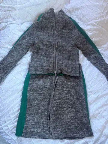 지퍼 하이넥 크롭 니트 셋업