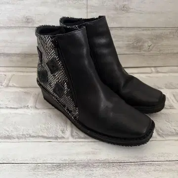 천연 가죽 느낌 사이드 지퍼 일본제 숏부츠 25cm EEE