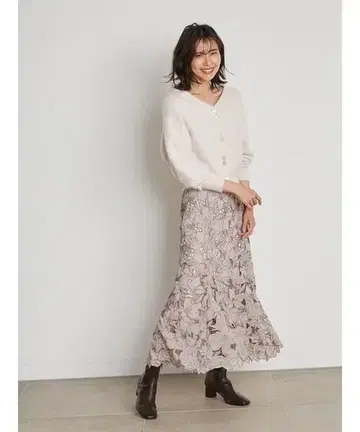 [ 세일 ] SNIDEL Sustainable 커팅 레이스 스커트