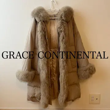 GRACE CONTINENTAL 베이지 다운 자켓