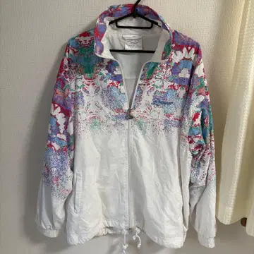 그라데이션 디자인 자켓 M 사이즈