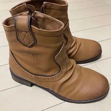 브라운 가죽풍 숏부츠 S