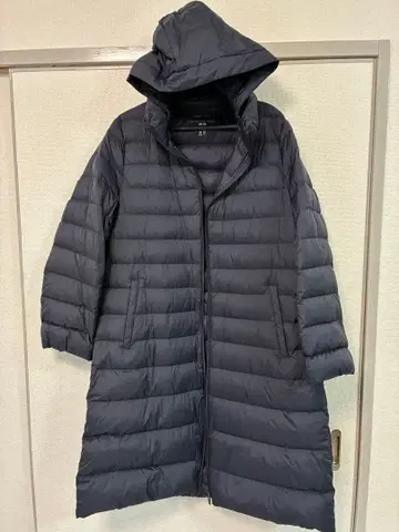 UNIQLO 후드 부착 네이비 롱 다운 자켓