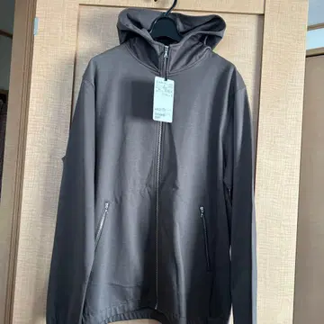 택 포함 새상품 BEAUTY&YOUTH 모카 후드티