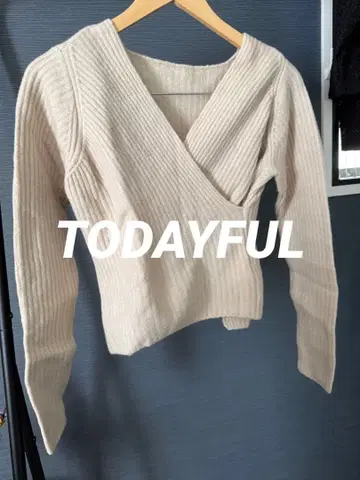 [ 새상품급 ] todayful 베이지 카슈쿨 야크 니트 긴팔 F 사이즈
