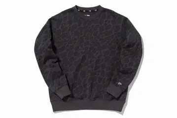 초레어 새상품급 NEWERA 레오파드 무늬 블랙 크루넥 맨투맨