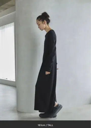 feepur 컷 리브 롱 원피스 블랙