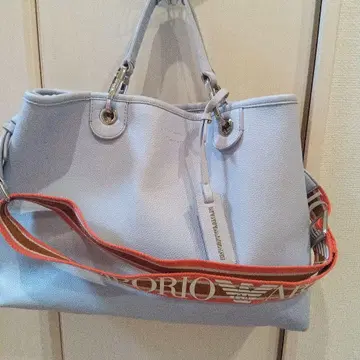 EMPORIO ARMANI 라이트 그레이 토트백